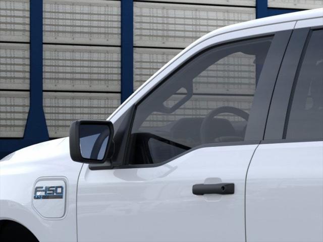 Photo of 2025 Oxford White Ford F-150 Lightning