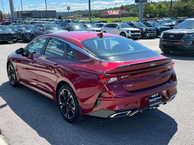 Photo of 2021 Passion Red Kia K5