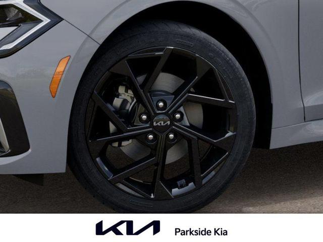 Photo of 2026 Wolf Gray Kia K5