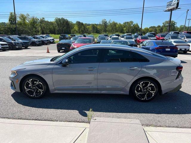 Photo of 2025 Wolf Gray Kia K5