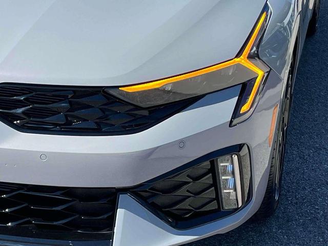 Photo of 2025 Wolf Gray Kia K5
