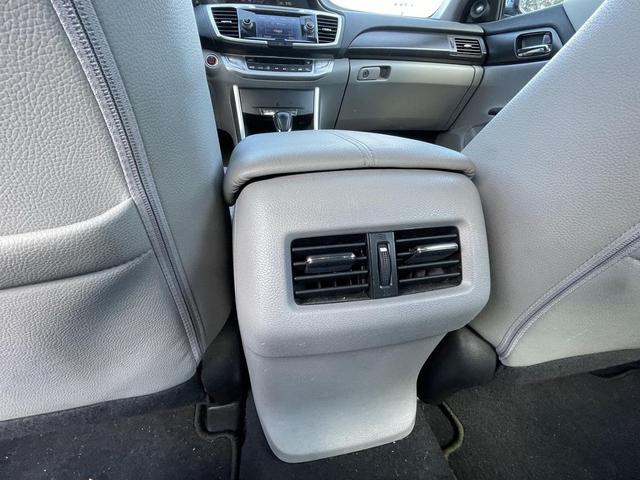 Photo of 2015 Still Night Pearl Honda Accord