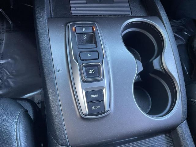 Photo of 2022 Gray Honda Pilot