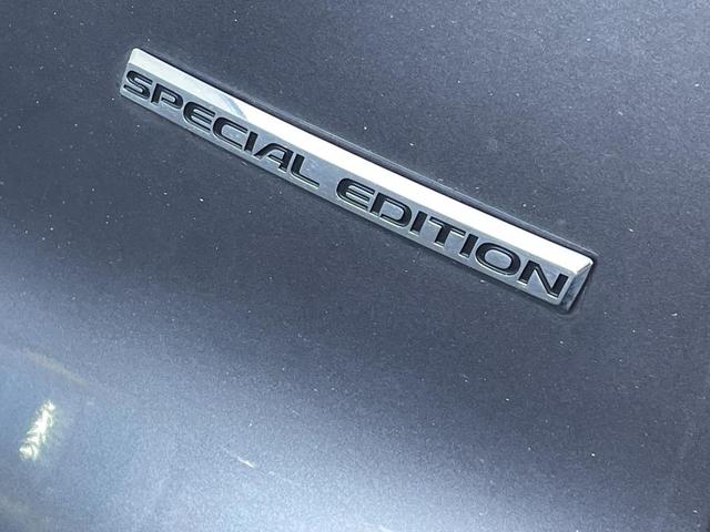 Photo of 2022 Gray Honda Pilot