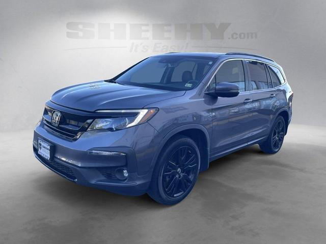 Photo of 2022 Gray Honda Pilot