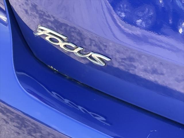 Photo of 2015 Performance Blue Ford Focus ST