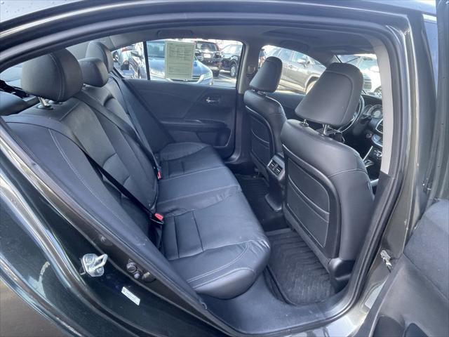 Photo of 2013 Hematite Metallic Honda Accord