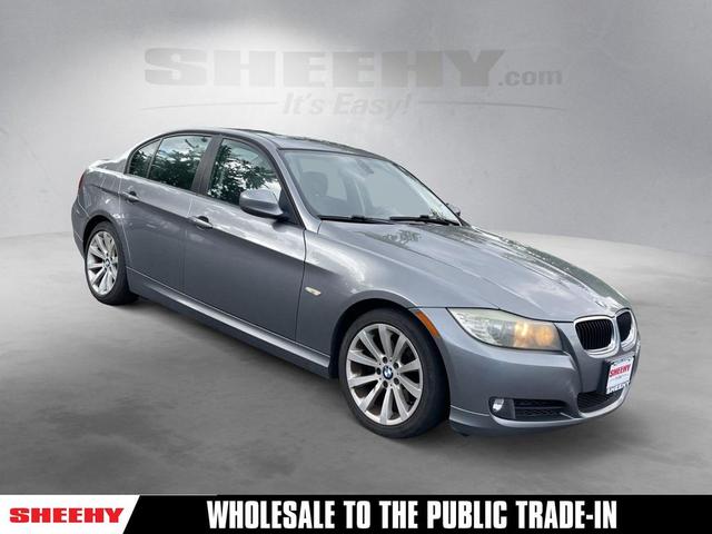 Photo of 2011 Space Gray Metallic BMW 328