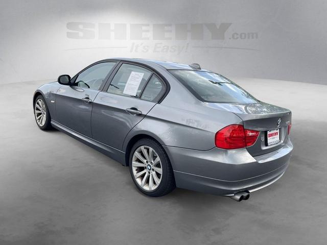 Photo of 2011 Space Gray Metallic BMW 328