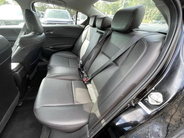 Photo of 2018 Crystal Black Pearl Acura ILX