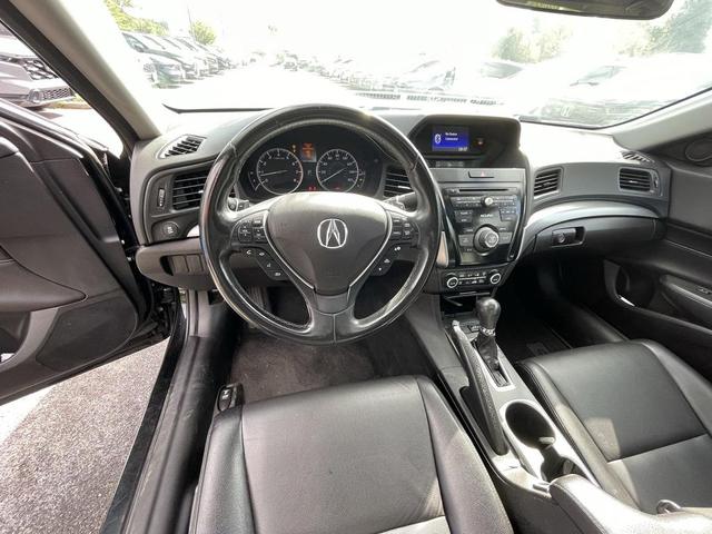 Photo of 2018 Crystal Black Pearl Acura ILX