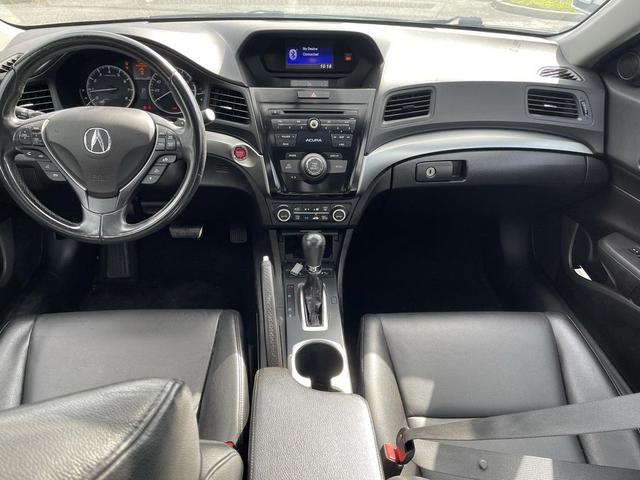 Photo of 2018 Crystal Black Pearl Acura ILX
