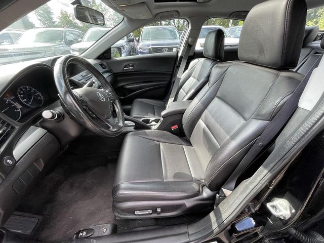 Photo of 2018 Crystal Black Pearl Acura ILX