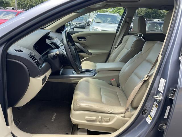Photo of 2015 Forged Silver Metallic Acura RDX