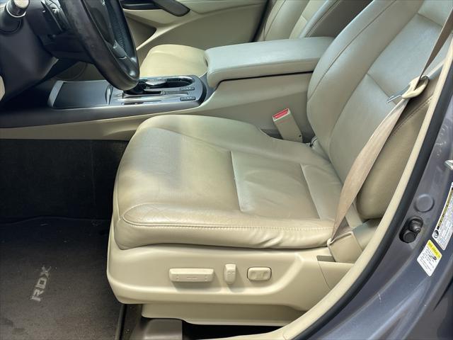 Photo of 2015 Forged Silver Metallic Acura RDX