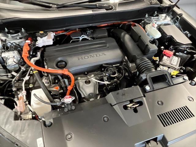 Photo of 2026 Solar Silver Metallic Honda CR-V Hybrid
