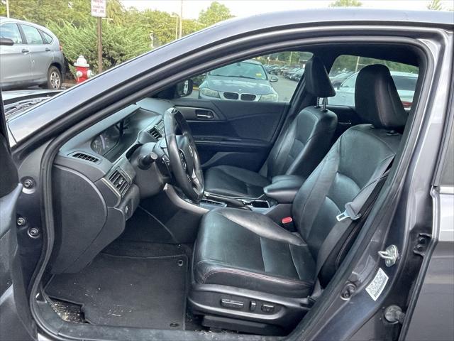 Photo of 2017 Modern Steel Metallic Honda Accord