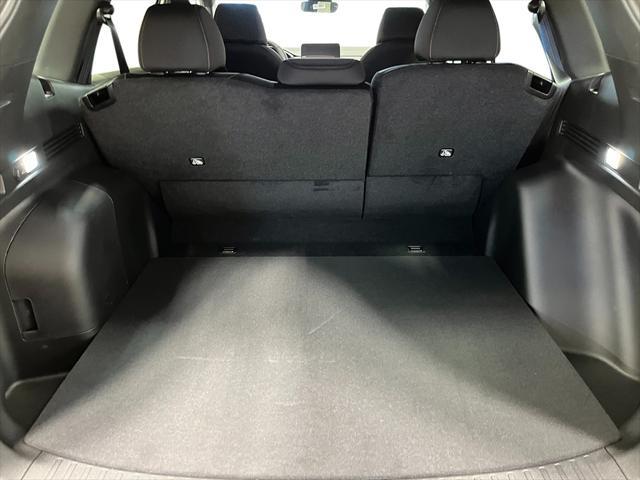Photo of 2026 Platinum White Pearl Honda CR-V Hybrid