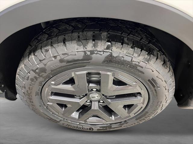 Photo of 2026 Platinum White Pearl Honda CR-V Hybrid