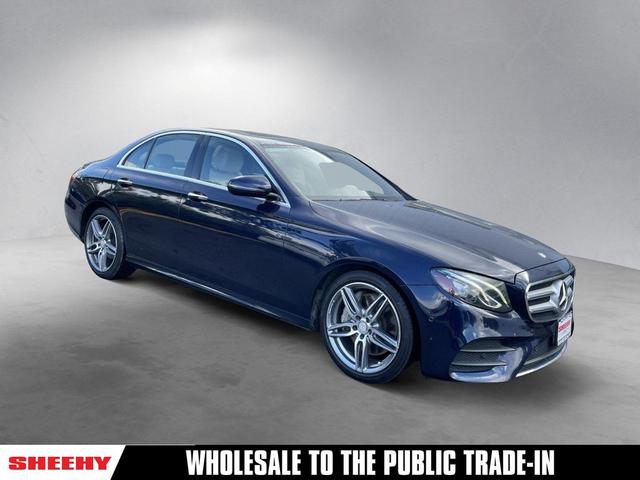 Photo of 2017 Lunar Blue Metallic Mercedes-Benz E-Class