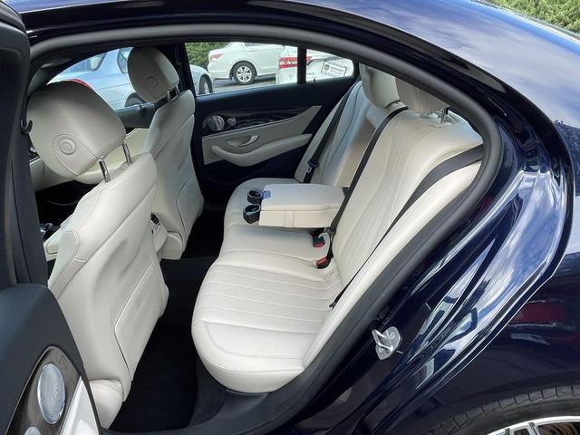 Photo of 2017 Lunar Blue Metallic Mercedes-Benz E-Class