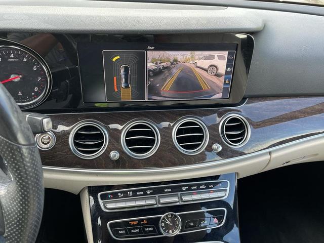 Photo of 2017 Lunar Blue Metallic Mercedes-Benz E-Class