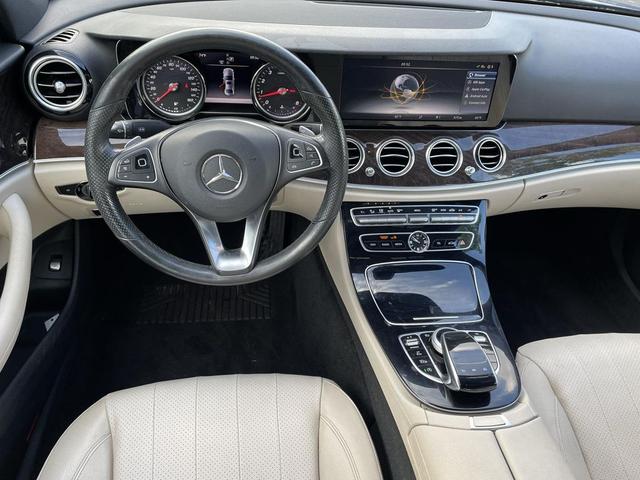 Photo of 2017 Lunar Blue Metallic Mercedes-Benz E-Class