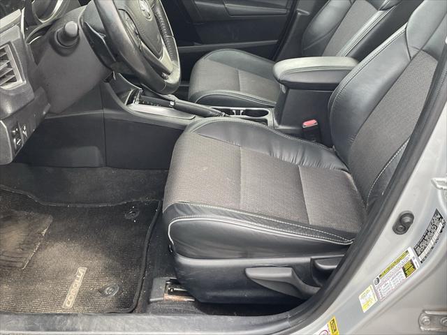 Photo of 2014 Classic Silver Metallic Toyota Corolla