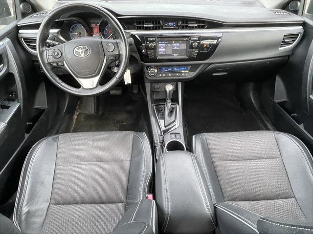 Photo of 2014 Classic Silver Metallic Toyota Corolla