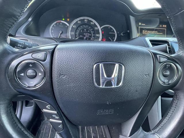 Photo of 2015 Crystal Black Pearl Honda Accord