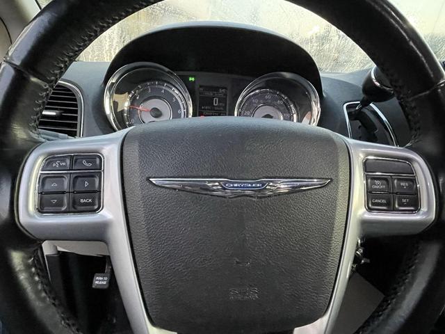 Photo of 2013 Billet Silver Metallic Clearcoat Chrysler Town & Country