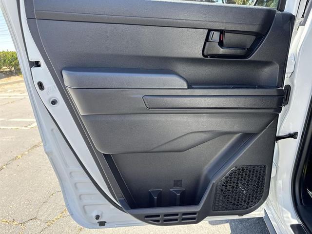 Photo of 2024 Ice Cap Toyota Tacoma