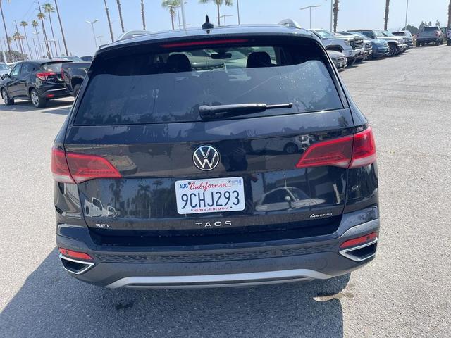 Photo of 2022 Deep Black Pearl Volkswagen Taos