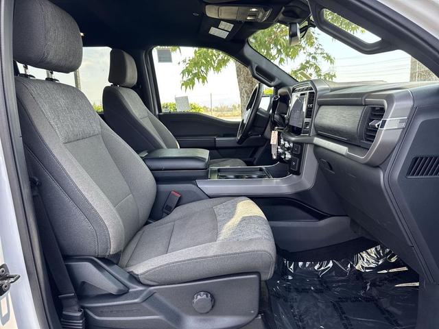 Photo of 2024 Oxford White Ford F-150