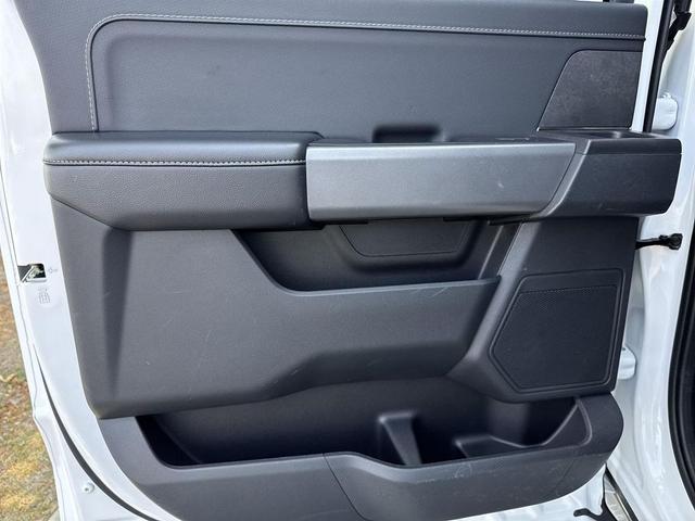 Photo of 2024 Oxford White Ford F-150
