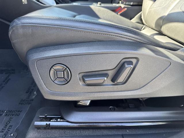 Photo of 2022 White Audi Q3