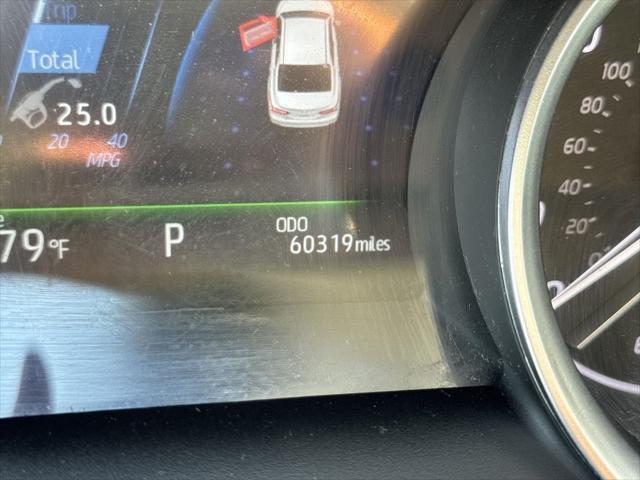 Photo of 2023 Gray Toyota Camry