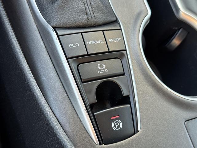 Photo of 2023 Gray Toyota Camry