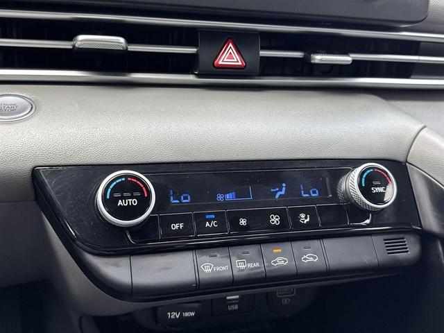 Photo of 2022 Phantom Black Hyundai ELANTRA