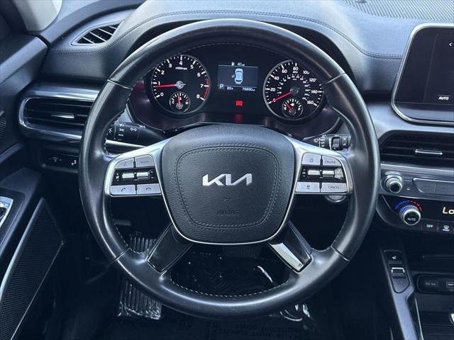 Photo of 2022 Ebony Black Kia Telluride