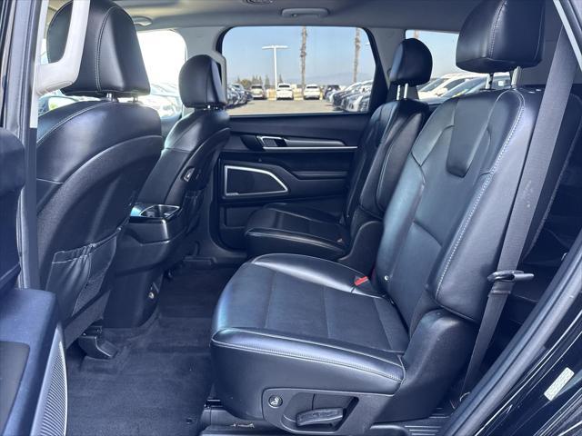 Photo of 2022 Ebony Black Kia Telluride