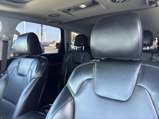 Photo of 2022 Ebony Black Kia Telluride