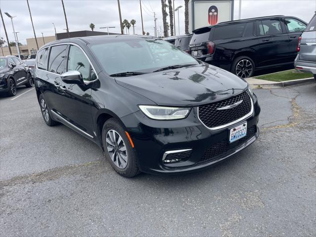 2022 Chrysler Pacifica Hybrid
