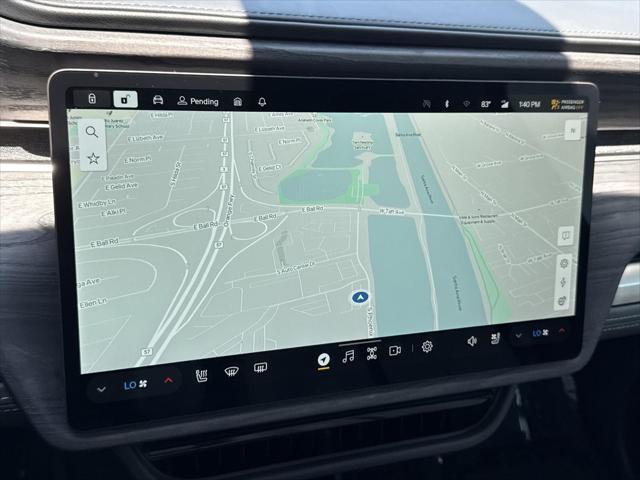 Photo of 2023 Gray Rivian R1S