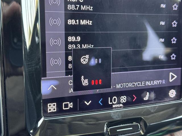 Photo of 2023 Dark Blue Volvo XC60