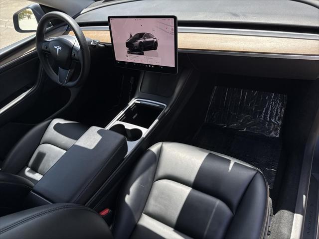 Photo of 2023 Deep Blue Metallic Tesla Model Y