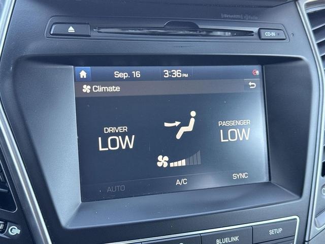 Photo of 2017 Sparkling Silver Hyundai Santa Fe Sport