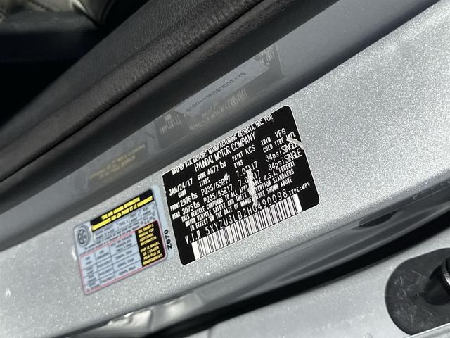 Photo of 2017 Sparkling Silver Hyundai Santa Fe Sport