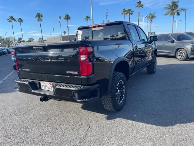 Photo of 2022 Black Chevrolet Silverado 1500