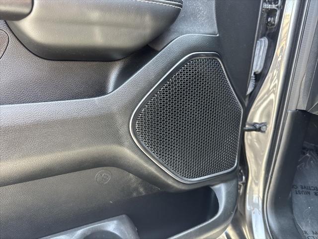 Photo of 2022 Granite Crystal Metallic Clearcoat RAM 1500